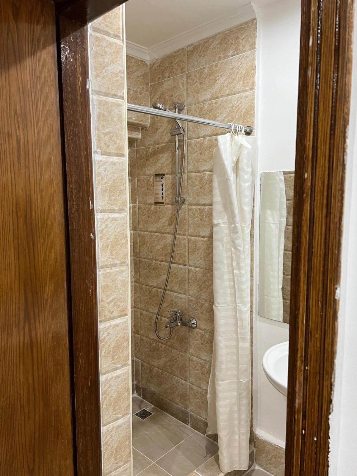 Lilly Rooms And Studio Hurghada Exteriér fotografie