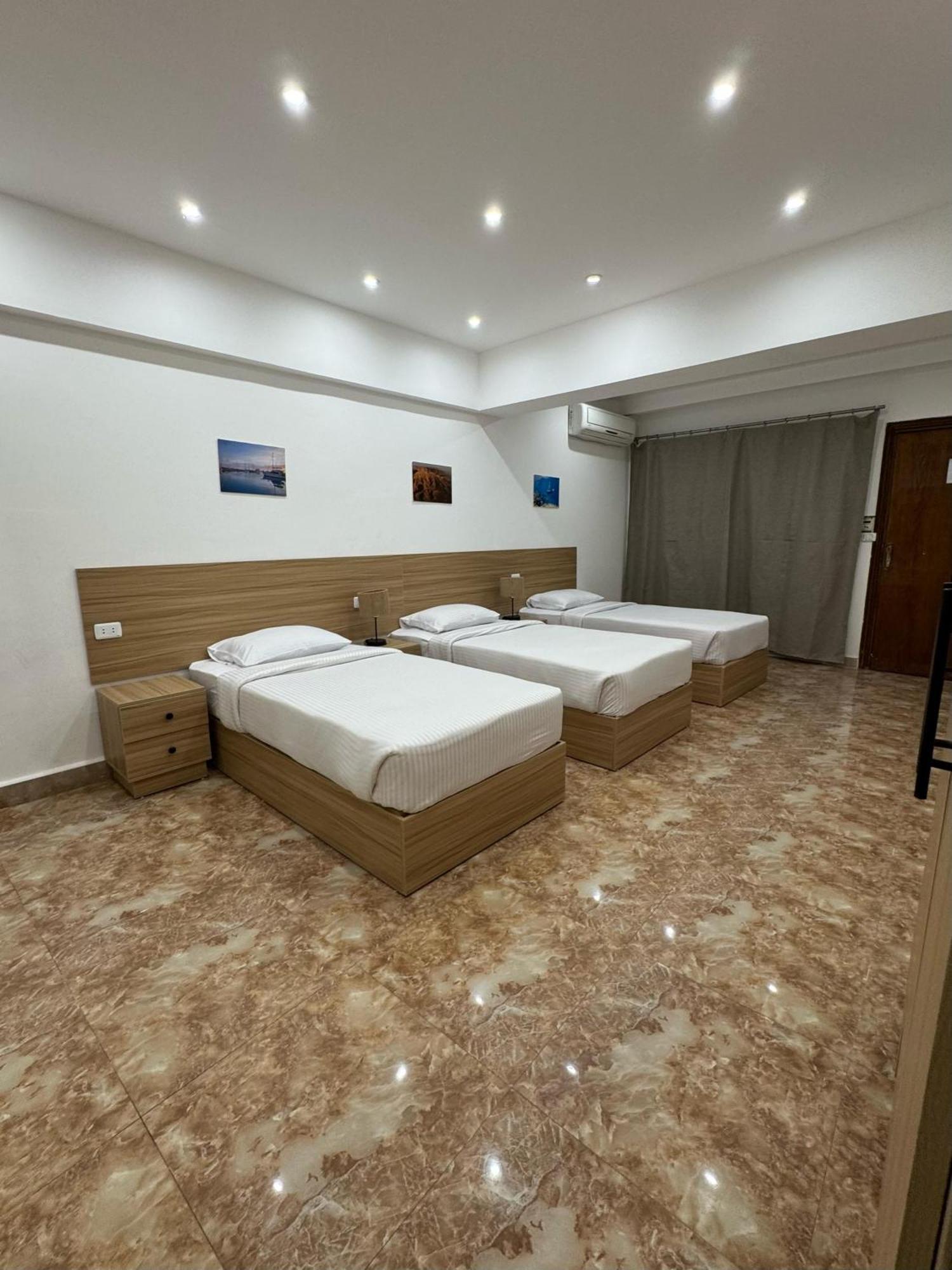 Lilly Rooms And Studio Hurghada Exteriér fotografie